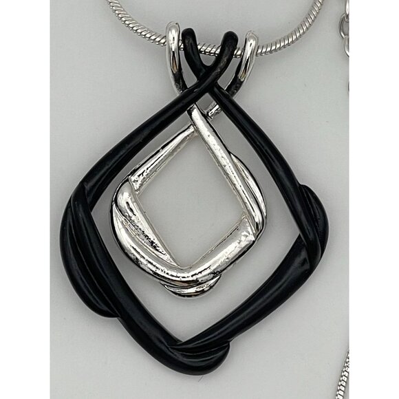 Slide 2" Pendant Necklace Silver Tone Snake Necklace Two Tone Black Silver - Picture 3 of 6